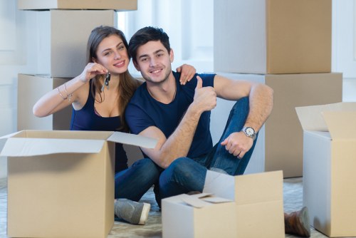 Local house removals support for residents and businesses around Noak Hill