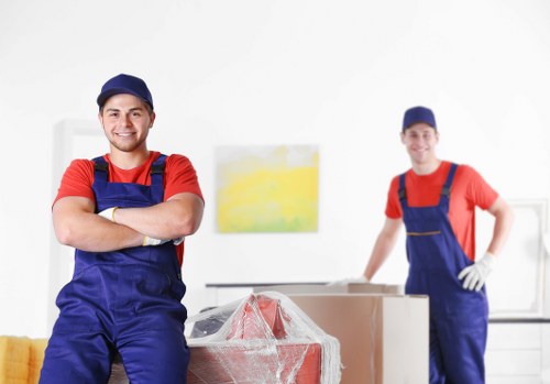 Removal van supporting local house moves in Noak Hill